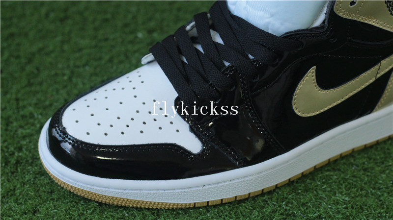 Air Jordan 1 Retro Gold Top3